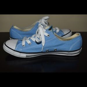 Sky blue low converse chuck Taylor all star shoes